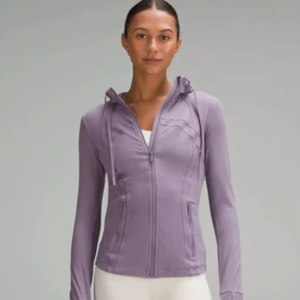 Lululemon Hooded Define Jacket Mesh Vent
Nulu (like NEW / worn once)